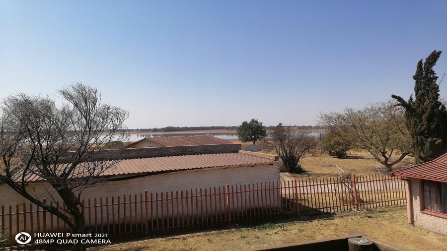 3 Bedroom Property for Sale in Oranjeville Free State